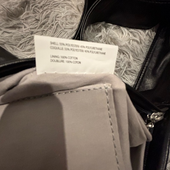 Minimalist Black Crescent Hobo Shoulder Bag - Picture 5 of 6